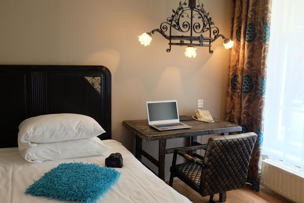 Augusta Hotel IJmuiden Pokoj fotografie